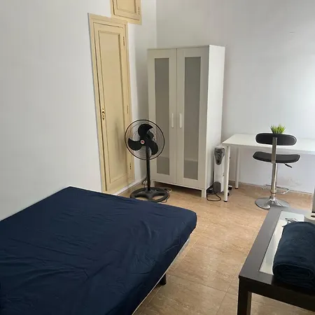 Habitacion Doble En El Centro De * Valencia